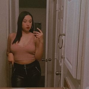 Meet your Posher, Sarahi